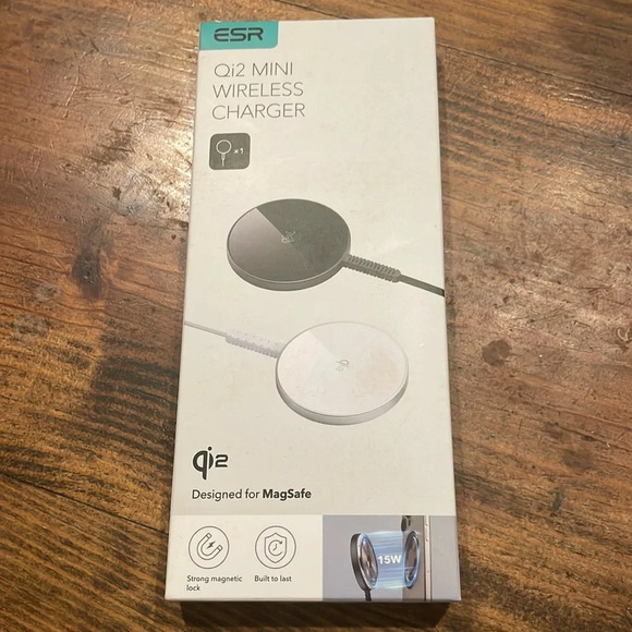 ESR Other - ESR mini wireless charger (black)